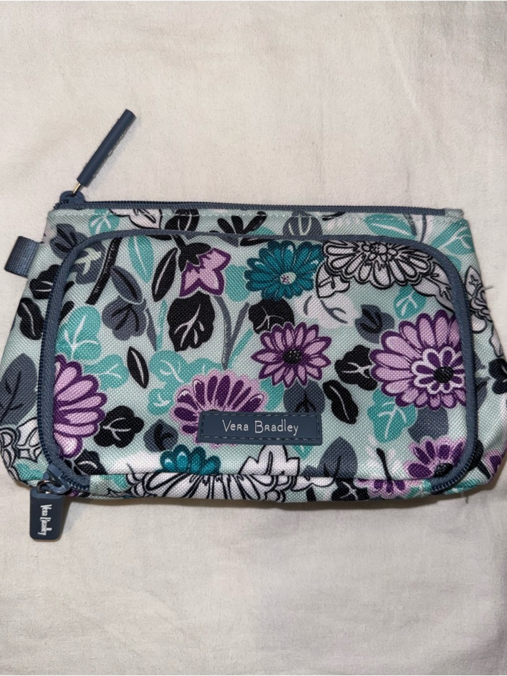 Vera Bradley Lighten Up Compact Organizer in Penelope’s Garden